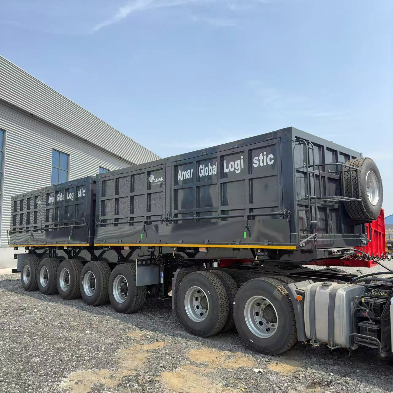 Side-tipping dump semi-trailer