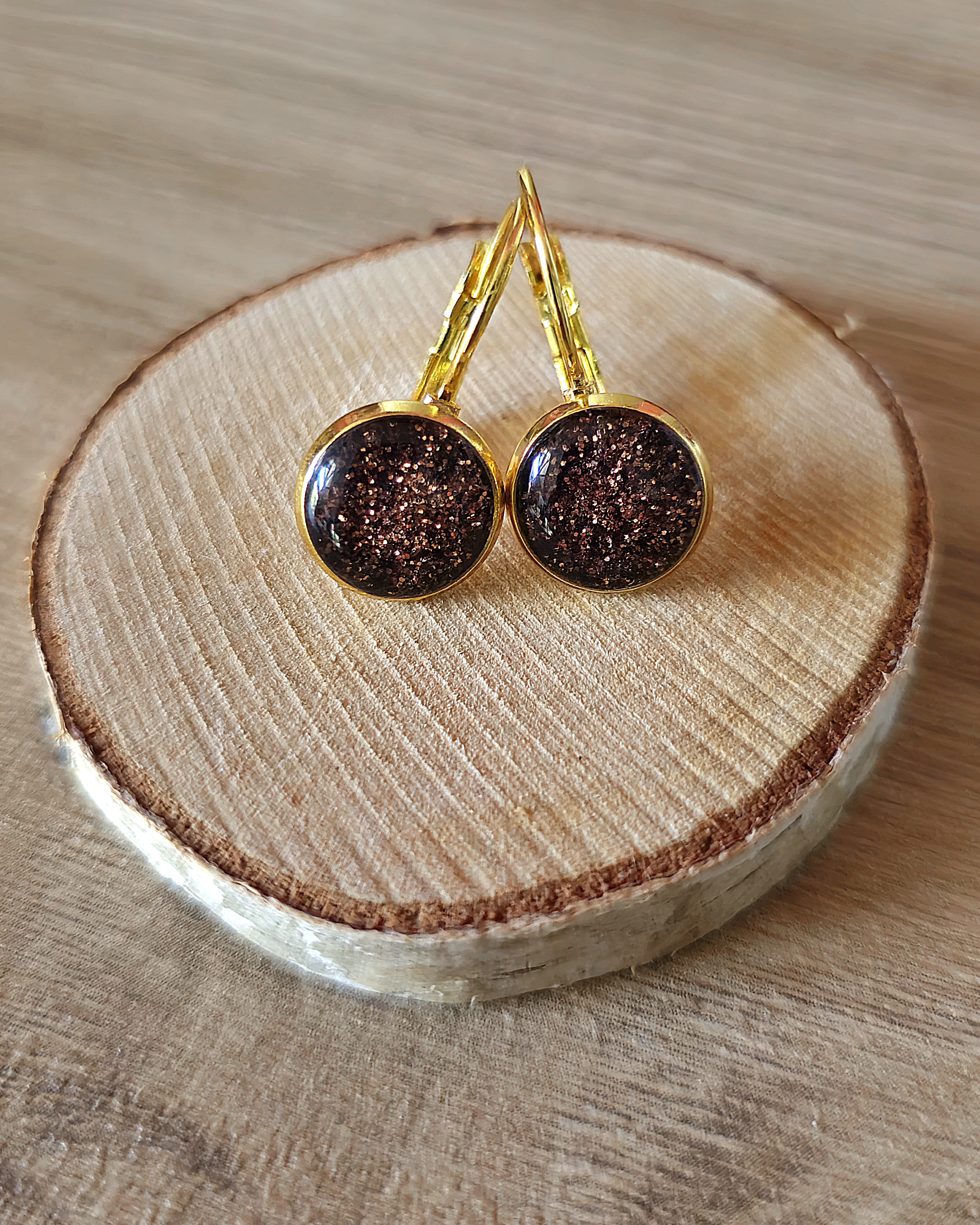 Boucles pailletées marrons