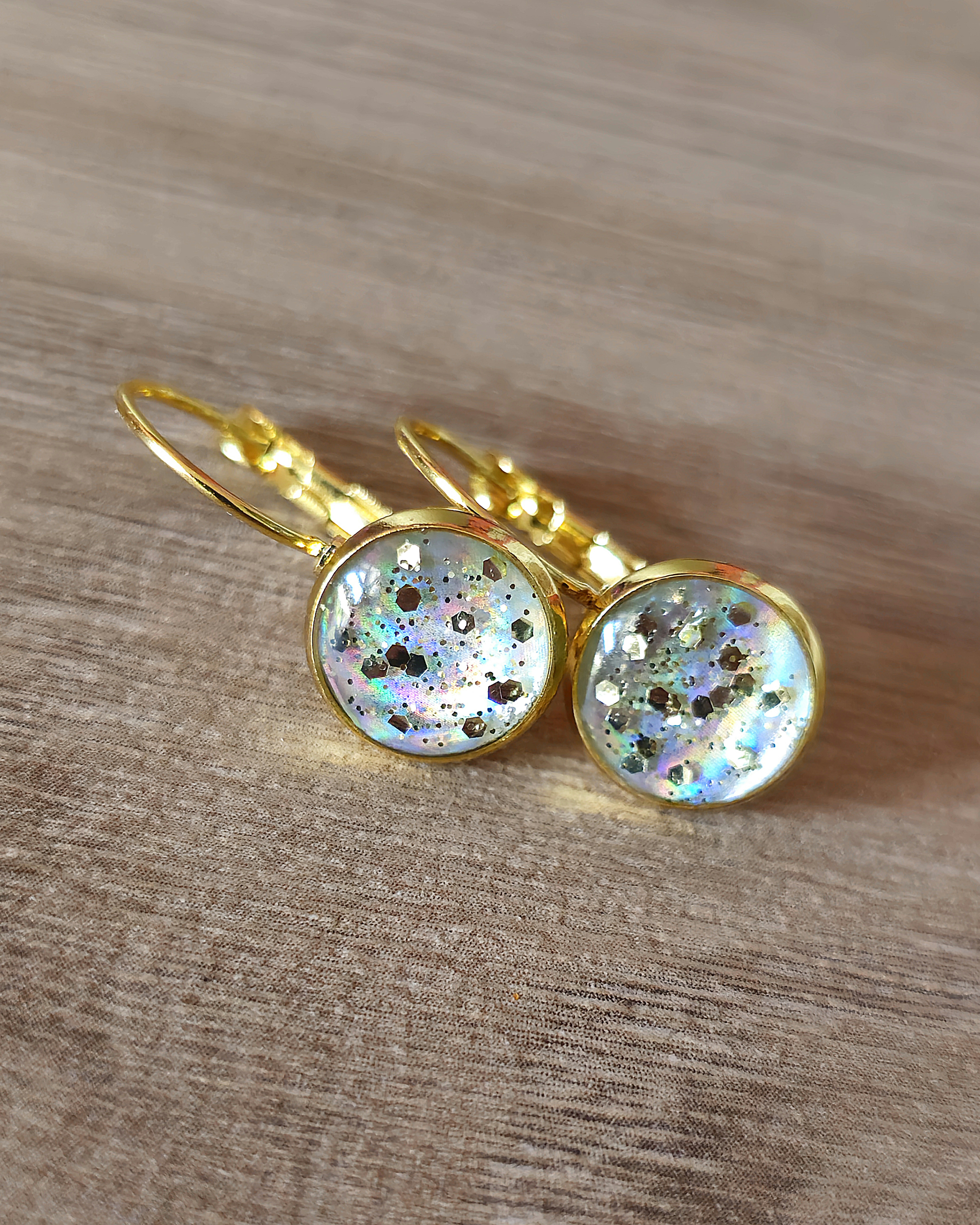 Boucles blanches holographiques 
