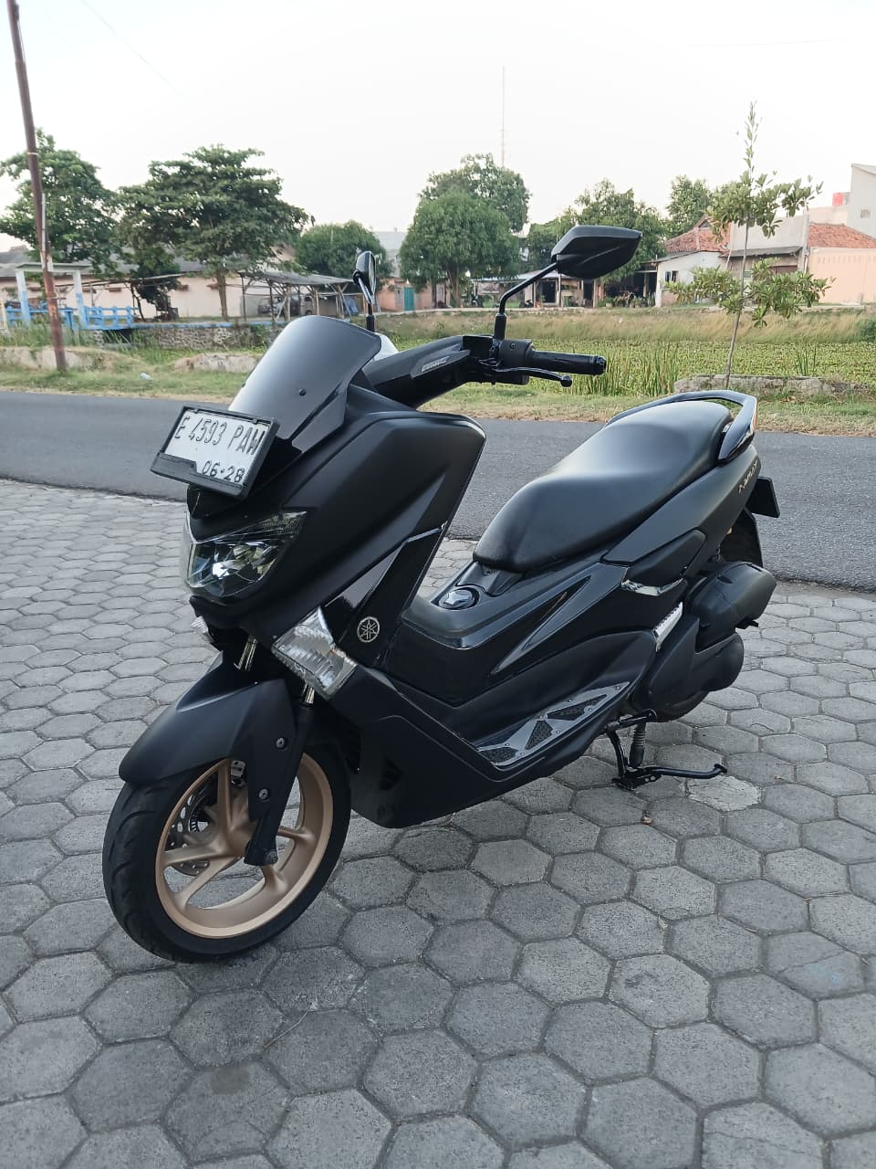 Nmax 2018 hitam doff komplit pajak ON