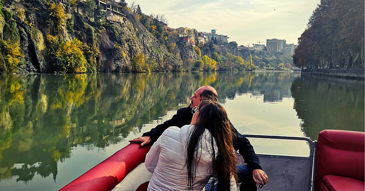 Boat Ride in Tbilisi River 30 minutes