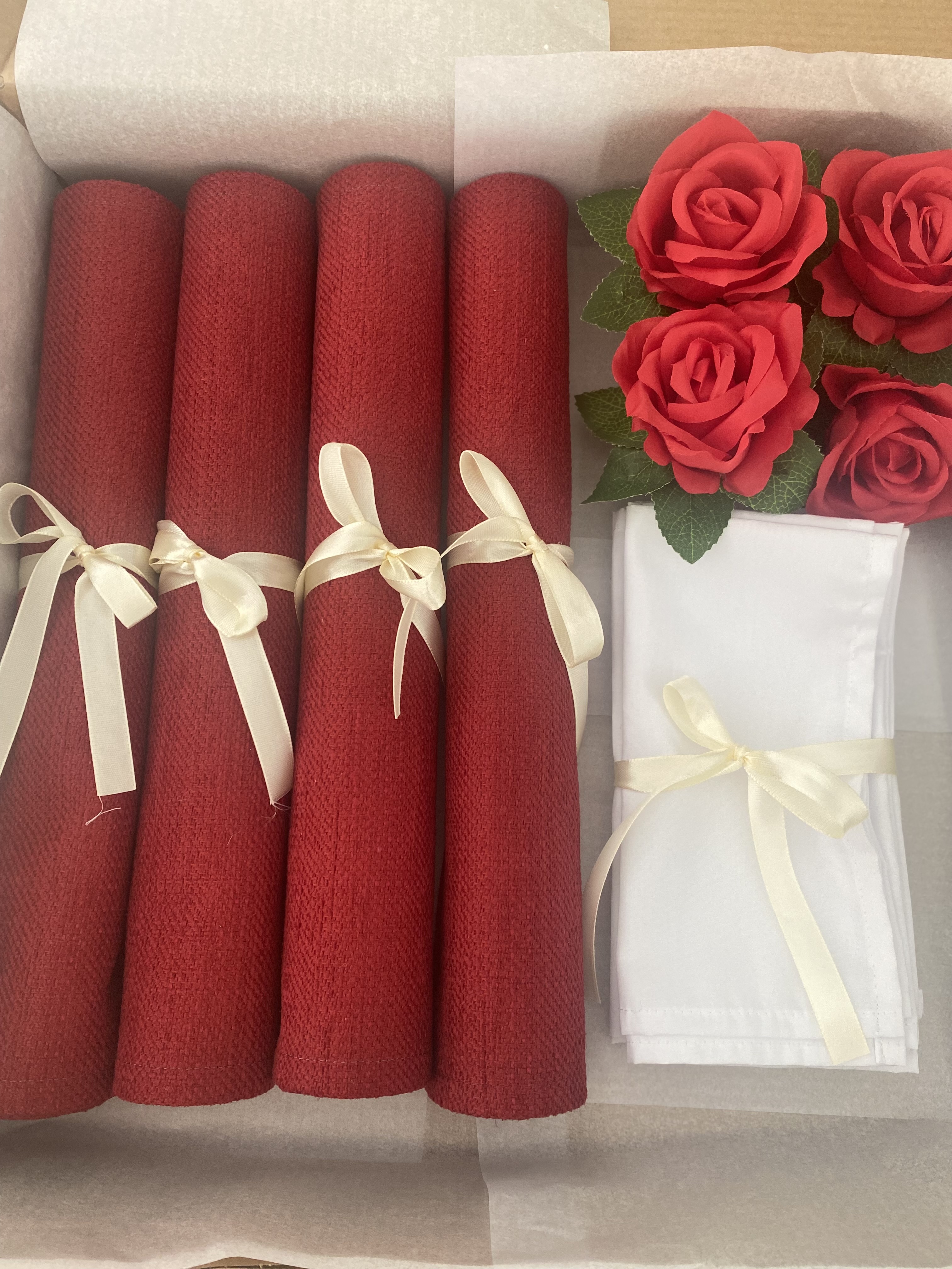 Set Red Roses