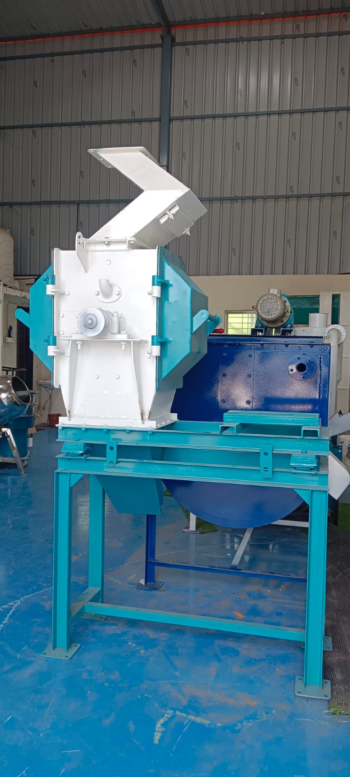 Feed Grinder machine 