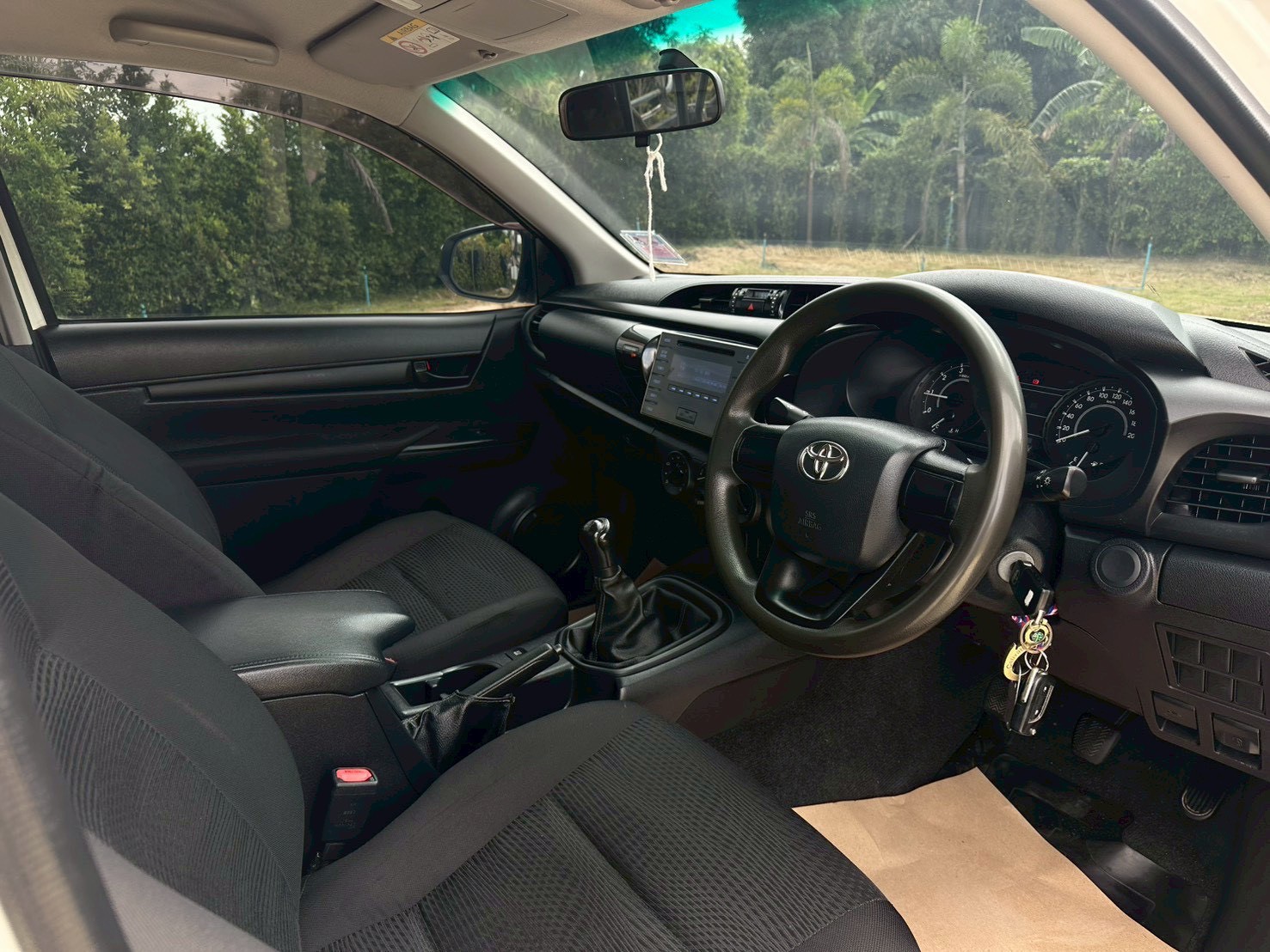 2017 Toyota Hilux Revo ตอนเดียว 2.8 J Plus