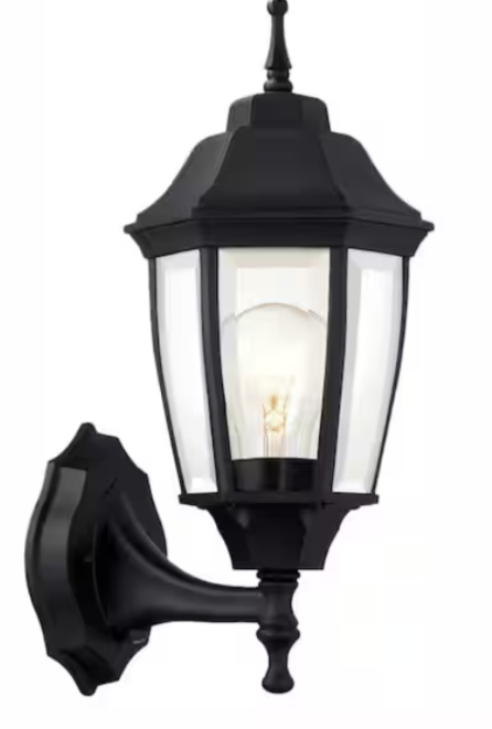 Classic Outdoor Wall Lantern