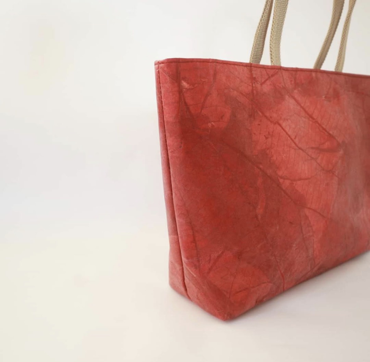 Sustainable Teak Leaf Leather Tote Bag – Scarlet Red | Eco-Friendly Handmade Handbag