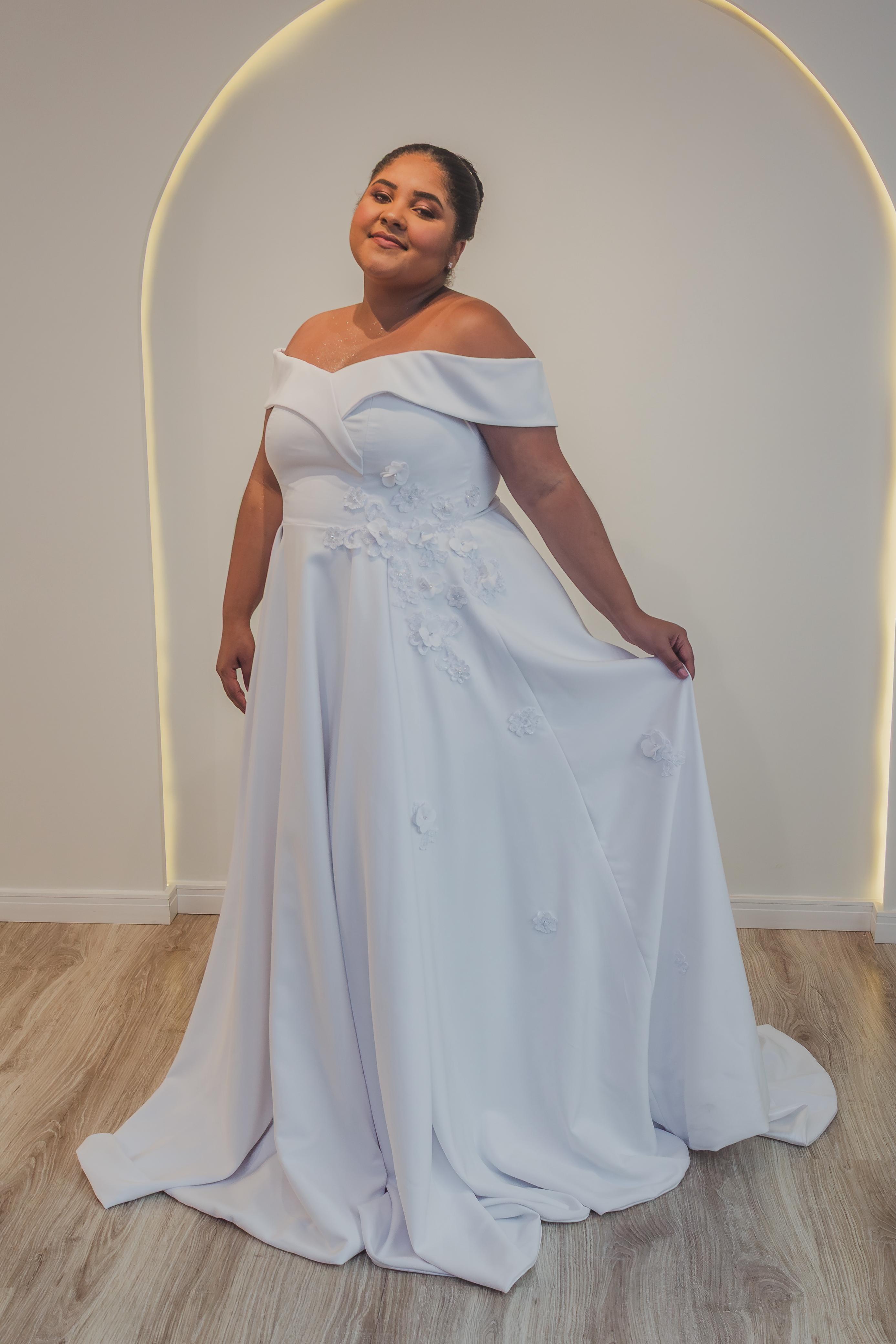 Vestido de Noiva Tamanho 50