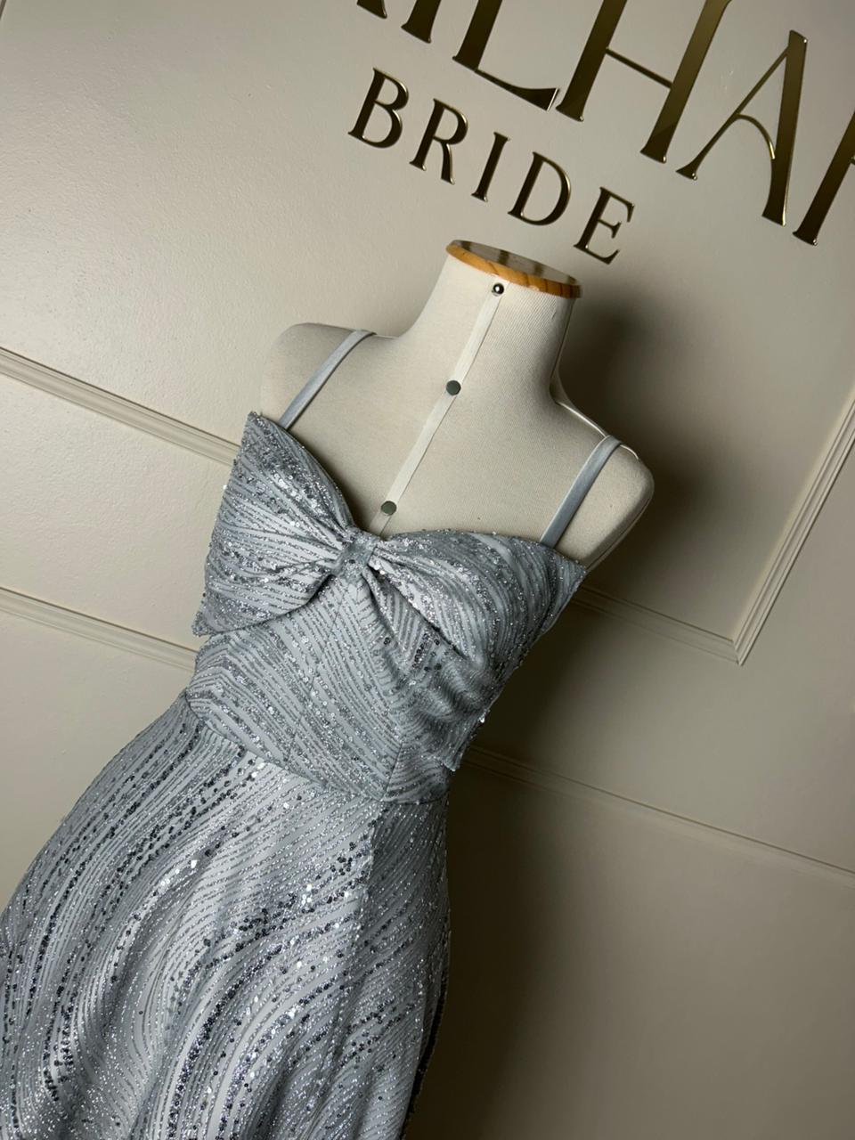 Vestido Prata tamanho M 