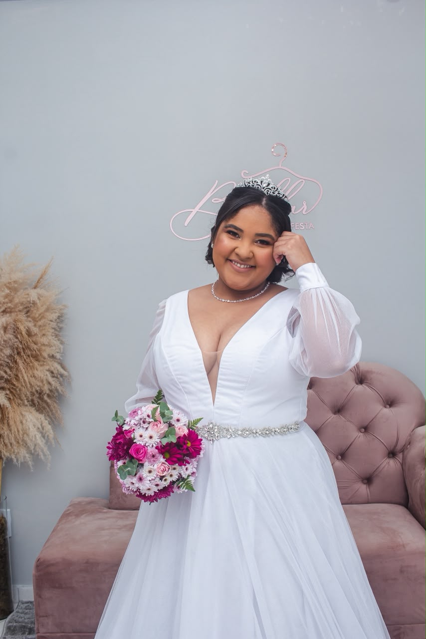 Vestido de Noiva Tamanho 48