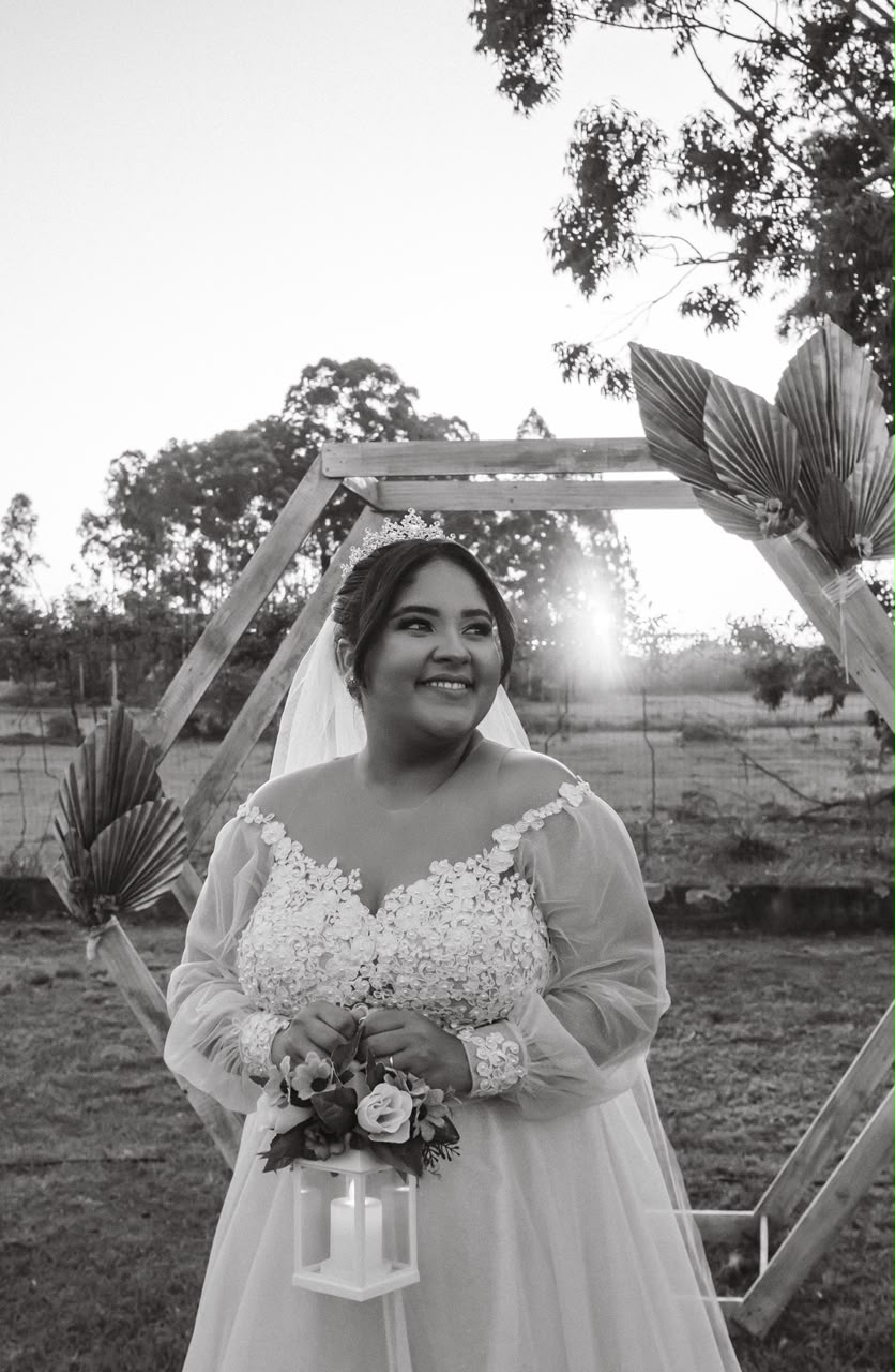 Vestido de Noiva Tamanho 48