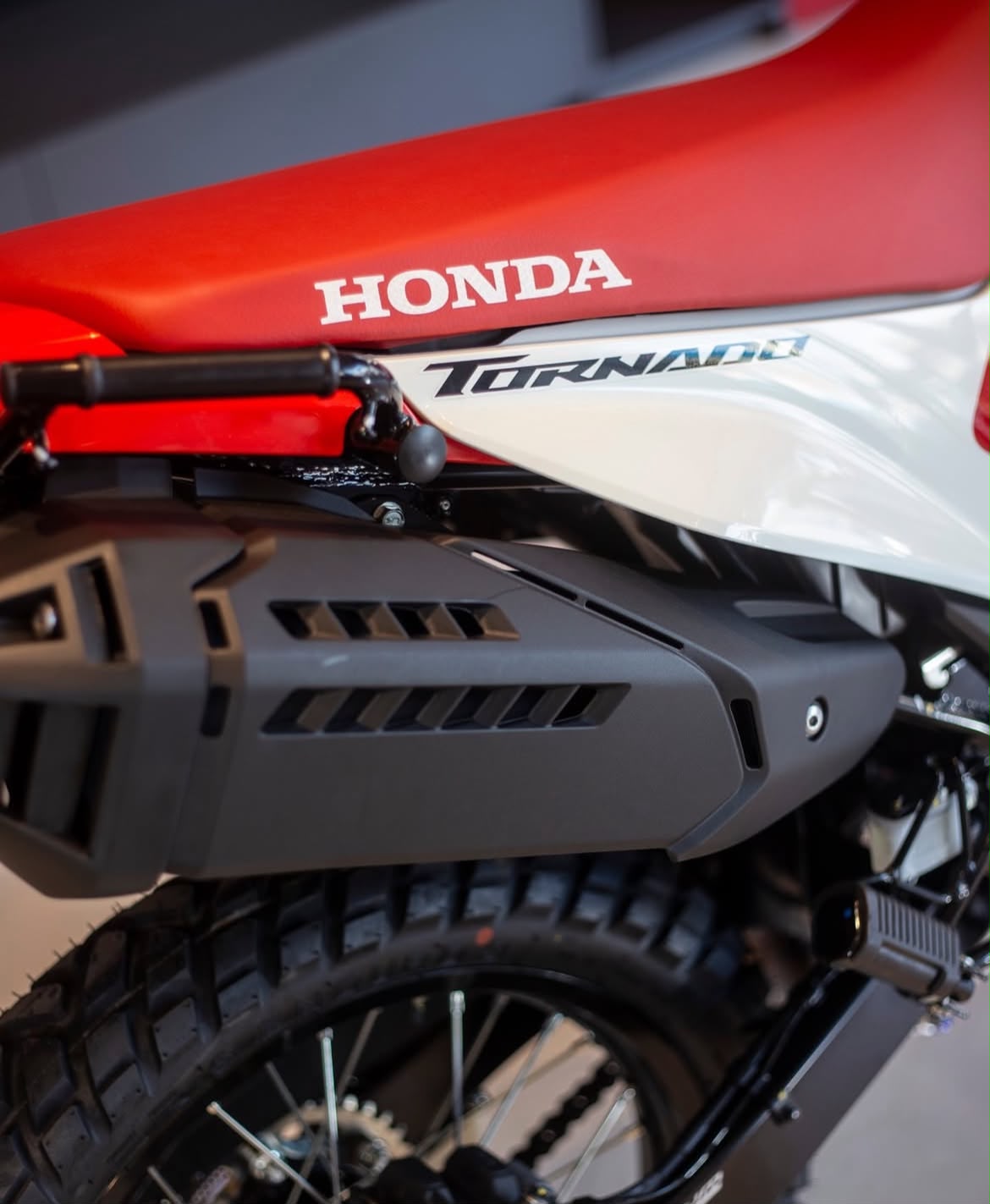Tornado XR300L