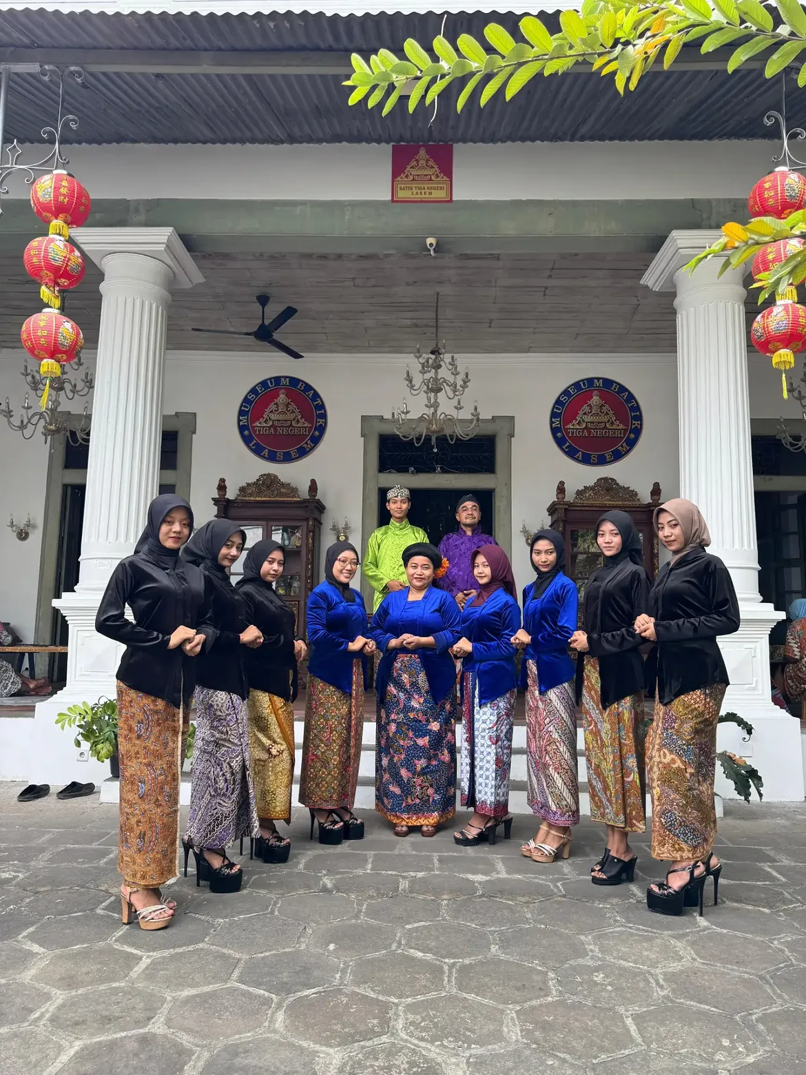Paket Sewa Busana Tradisional Jawa