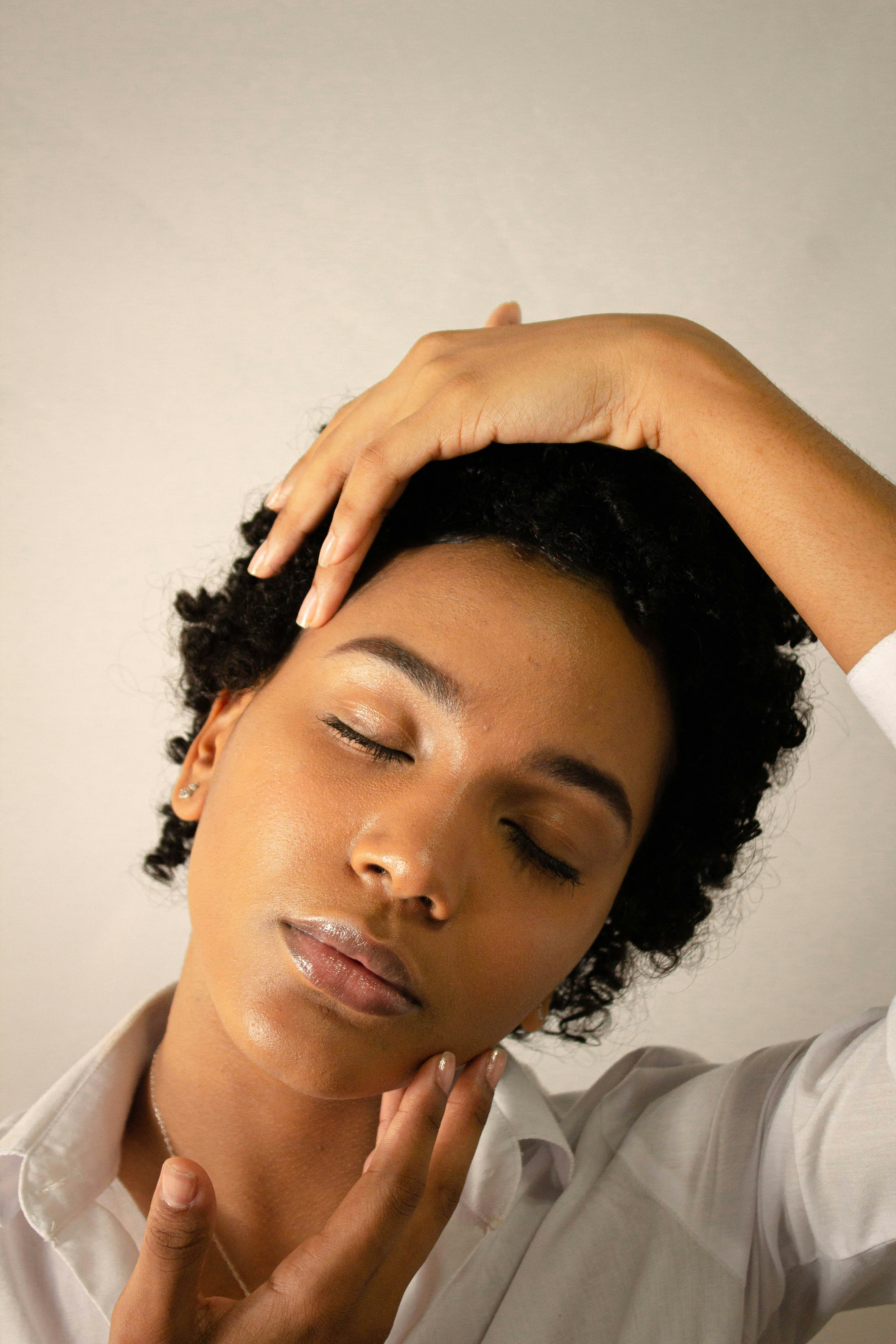 Brow & Forehead Ultherapy: The Non-Surgical Brow Lift