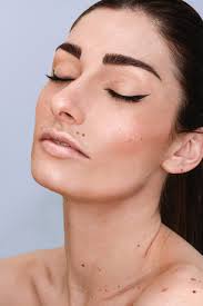 Underchin Ultherapy: Submental Lifting & Tightening