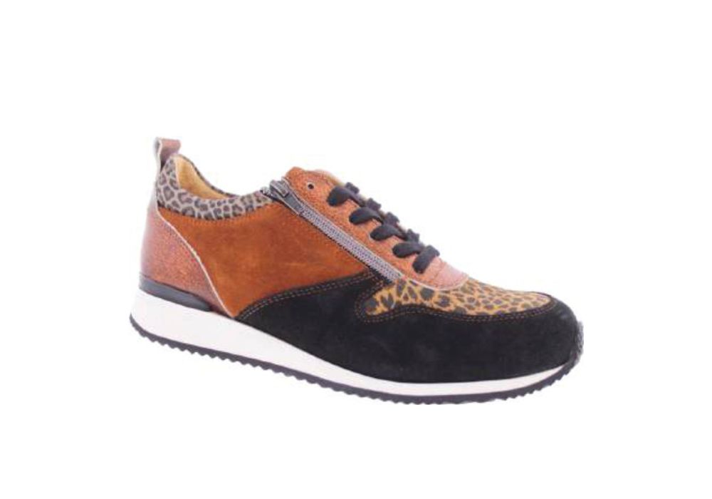 Leopard Print Suede Sneaker | VEW.S.2037