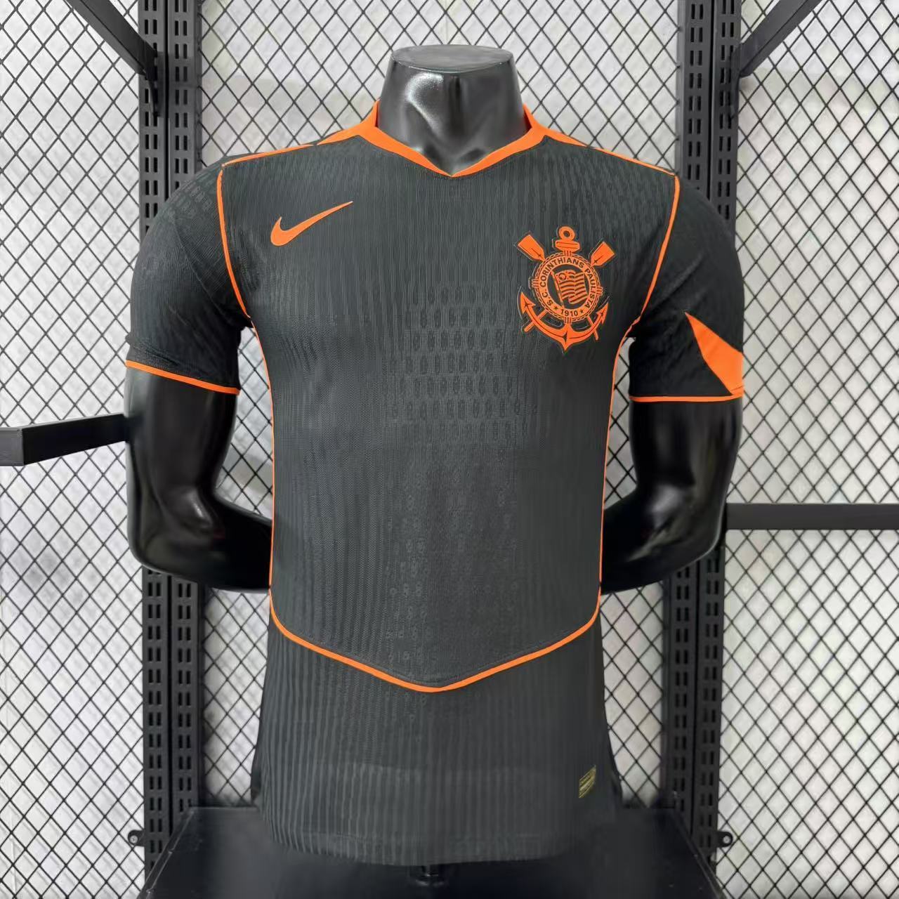 🦅 Manto Alvinegro Total 90 - Modelo Torcedor (Preta e Laranja)
