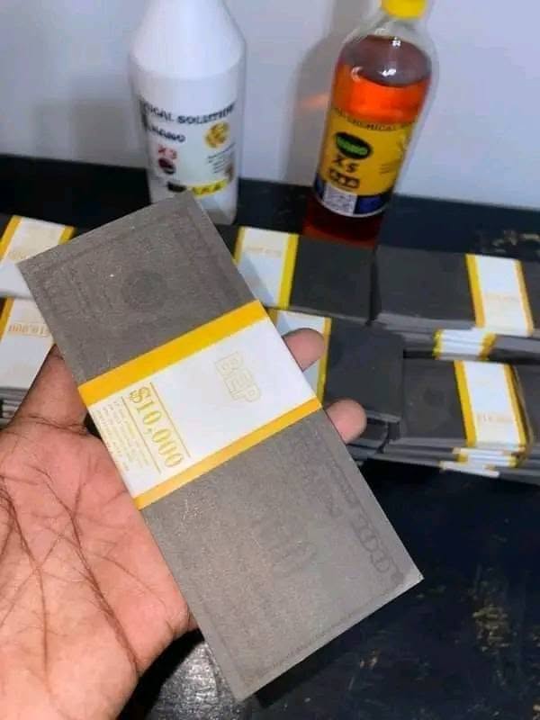 Black Money Cleaning Kit