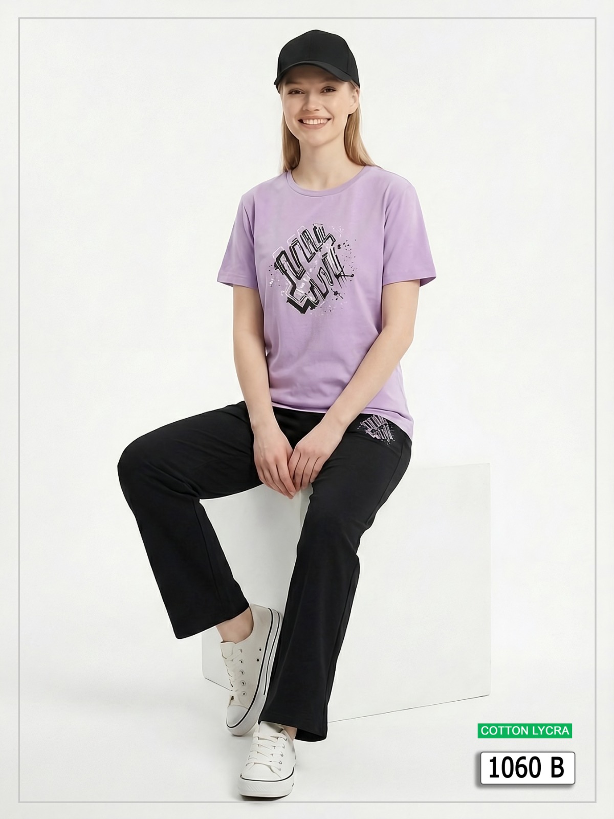 Lavender Graphic T-Shirt & Black Pants Set