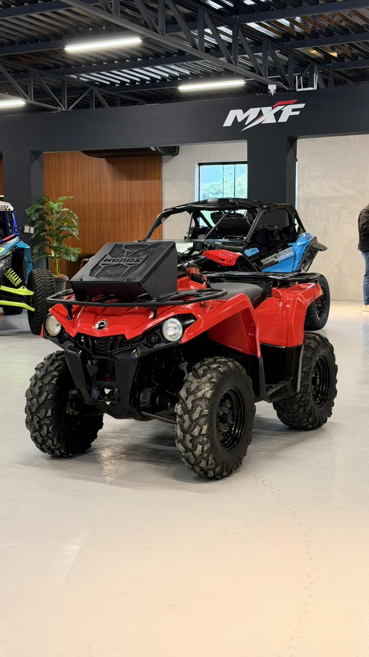 Quadriciclo Can-am outlander 570