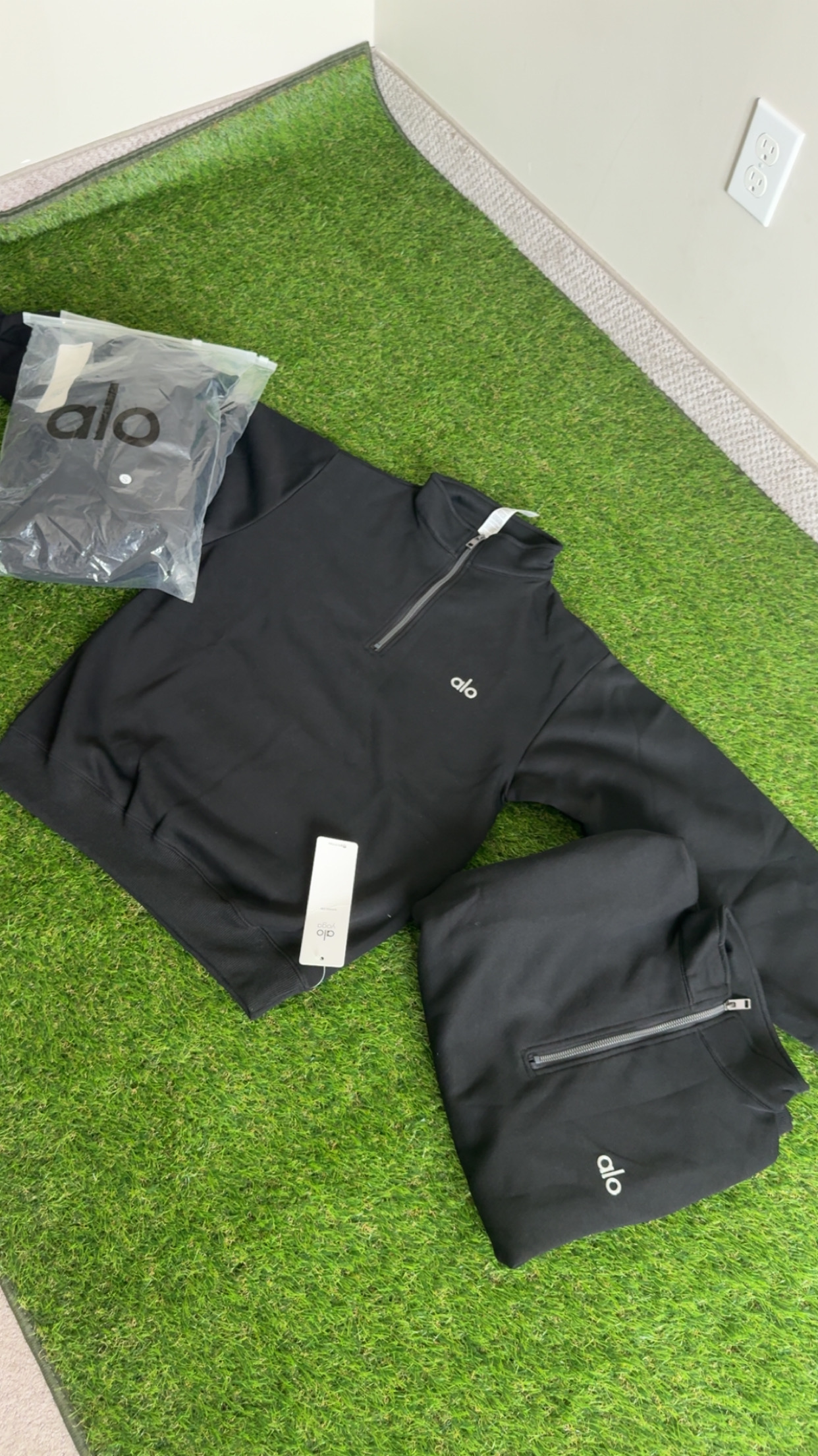 Alo Quarter Zip Hoodie 