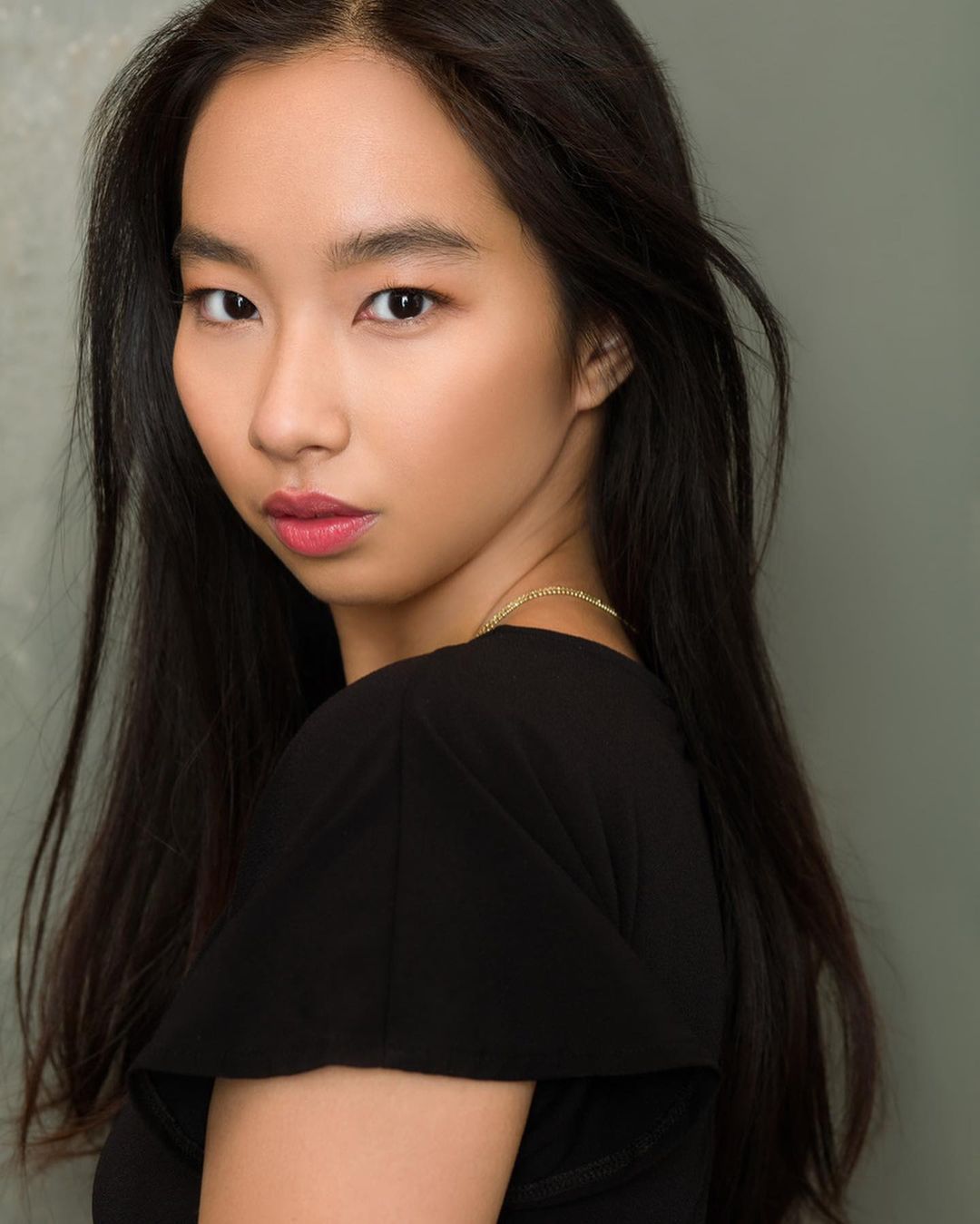 Studio Makeup & Light Hair
